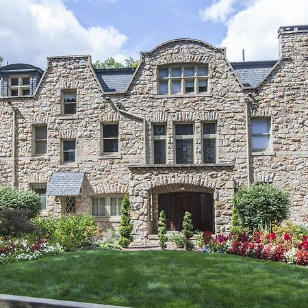 The Mansion At Maple Heights Bed & Breakfast Питсбърг Екстериор снимка